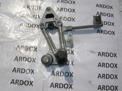 KAWASAKI GPX750 R SET PODNÓŻEK LEWY TYŁ