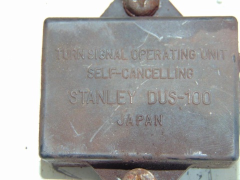 KAWASAKI Z440 KZ440 LTD440 PRZEKAŹNIK DUS-100