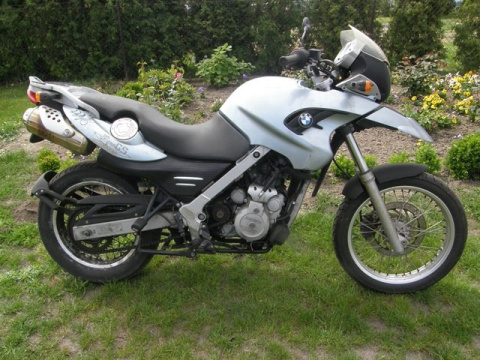 BMW F650 GS GUMY POD ZBIORNIK PALIWA