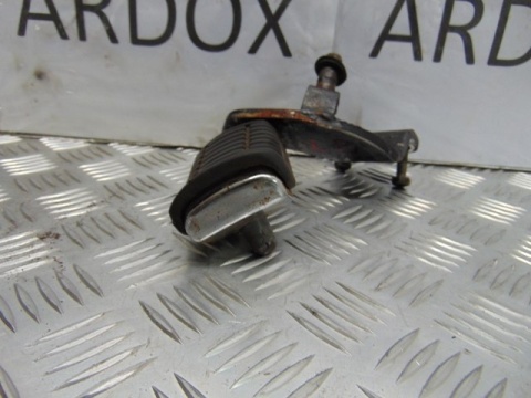 HONDA VT500 PC08 SHADOW SET PODNÓŻEK PRZÓD LEWY