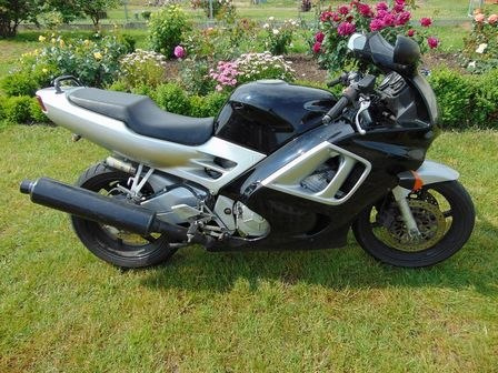 HONDA CBR600 PC31 F3 OSŁONA SILNIKA