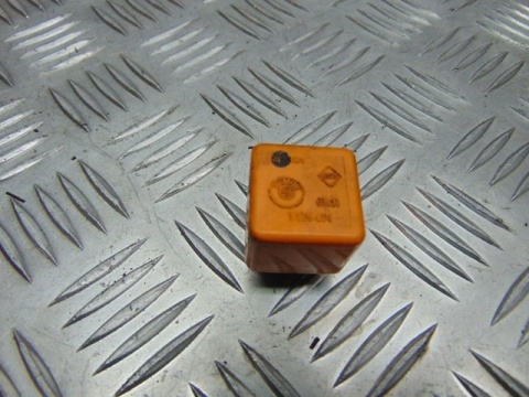 BMW K100 LT PRZEKAŹNIK 601.484 1375474