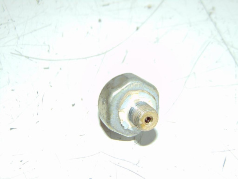 HONDA GL1100 GOLD WING CZUJNIK CIŚNIENIA OLEJU