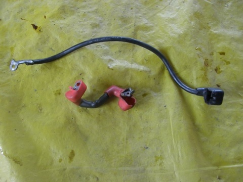 HONDA VT700 SHADOW RC19 PRZEWODY NAPIĘCIA