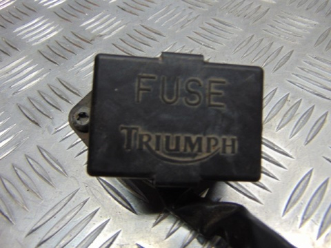 TRIUMPH TIGER 900 PUSZKA BEZPIECZNIKÓW