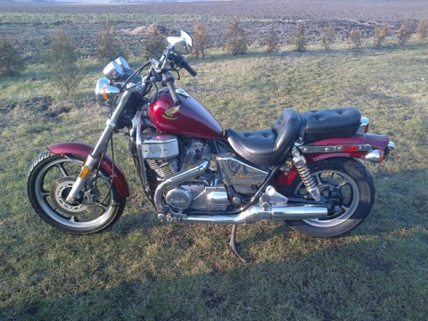 HONDA VT700 SHADOW RC19 LINKA ZAMKA SIEDZENIA