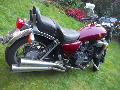 HONDA VF750 RC09 MAGNA STOPKA BOCZNA + SPRĘŻYNA