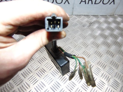 HONDA VF750 SABRE RC07 PRZEKAŹNIK HO-824-01-TI