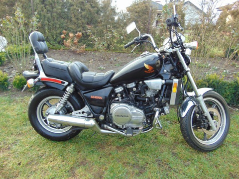 HONDA VF700 MAGNA RC21 OSŁONY SILNIKA