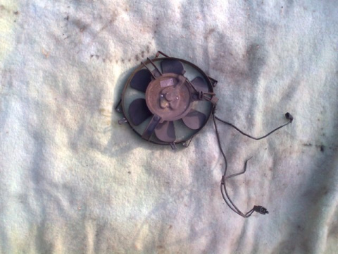 HONDA CBR1000F SC21 WENTYLATOR CHŁODNICY WODY