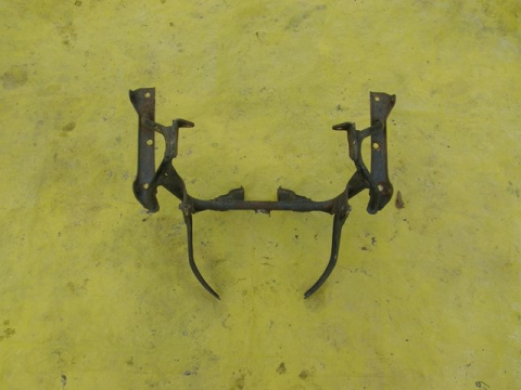 HONDA GL500D SILVER WING STELAŻ CZASZY PRZÓD