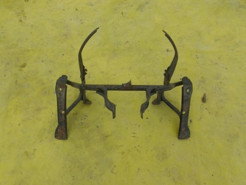 HONDA GL500D SILVER WING STELAŻ CZASZY PRZÓD