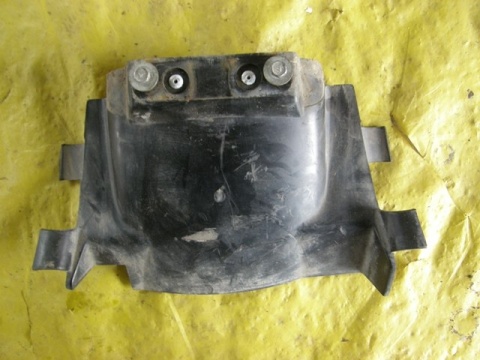 KAWASAKI VN750 VULCAN WYPEŁNIENIE NADKOLA TYŁ