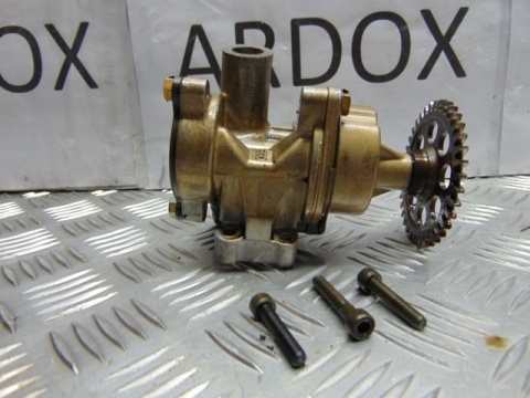 SUZUKI GSX600F POMPA OLEJU