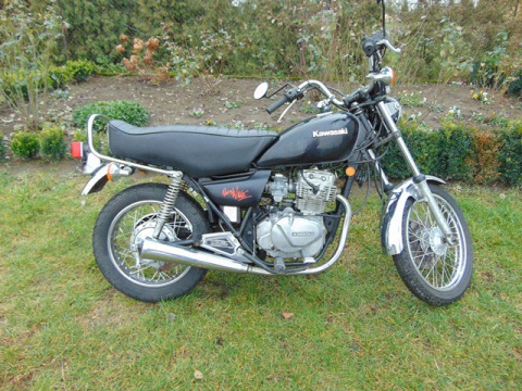 KAWASAKI KZ305 LTD305 CSR KOSZ AKUMULATORA