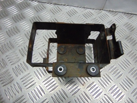 KAWASAKI KZ305 LTD305 CSR KOSZ AKUMULATORA