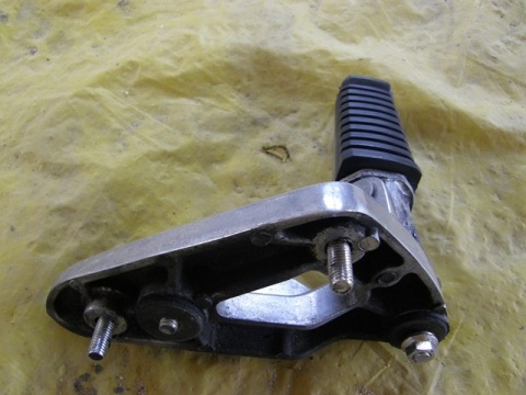 KAWASAKI VN750 VULCAN SET + PODNÓŻEK PRAWY TYŁ