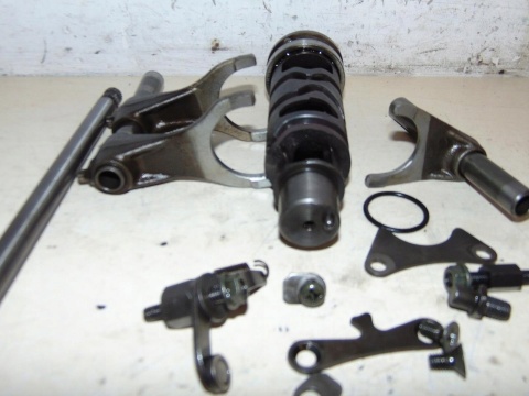 SUZUKI VX800 WYBIERAK SKRZYNI BIEGÓW