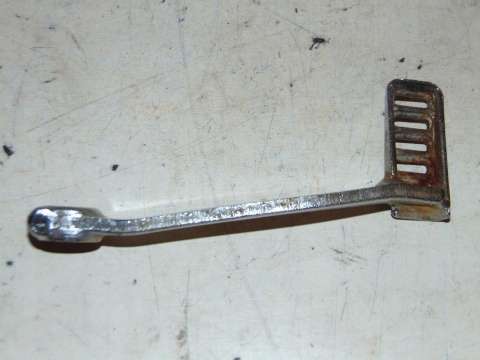 HONDA VF400 PRAWA DŹWIGNIA HAMULCA NOŻNEGO