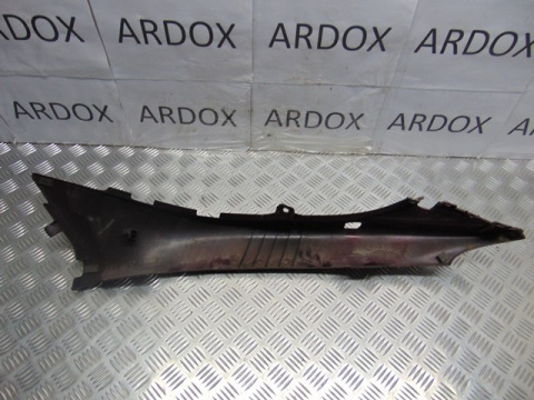 YAMAHA XJ600 DIVERSION OWIEWKA ZADUPKA PRAWY BOK