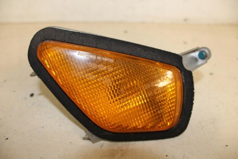 BMW K75 KIERUNKOWSKAZ PRAWY PRZÓD