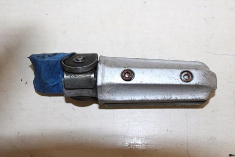 KAWASAKI LTD450 LTD454 SET PODNÓŻEK PRAWY TYŁ