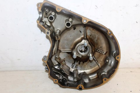 SUZUKI VX800 DEKIEL POKRYWA LEWA ALTERNATORA