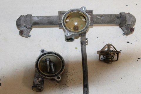 HONDA GL500 SILVER WING TERMOSTAT OBUDOWA PRZEWODY