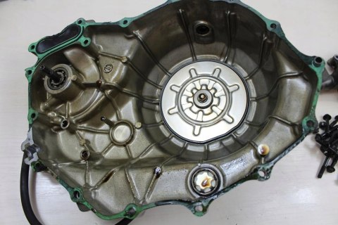 HONDA XL1000 VARADERO SD01 POMPA WODY POKRYWA PRAW