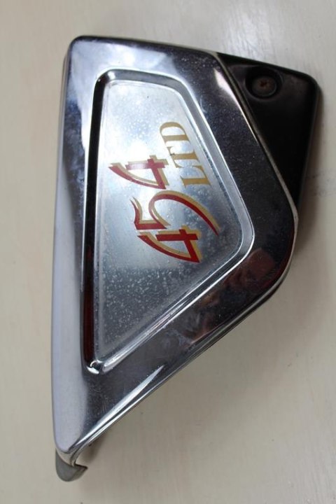 KAWASAKI LTD450 LTD454 OWIEWKA POD SIEDZENIE LEWA