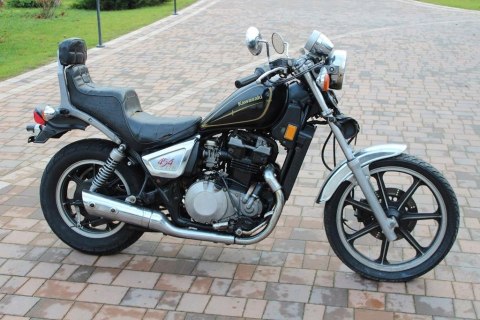KAWASAKI LTD450 LTD454 PÓŁKA GÓRNA + RISERY