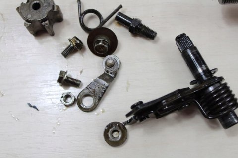 KAWASAKI LTD450 LTD454 SKRZYNIA BIEGÓW + WYBIERAK