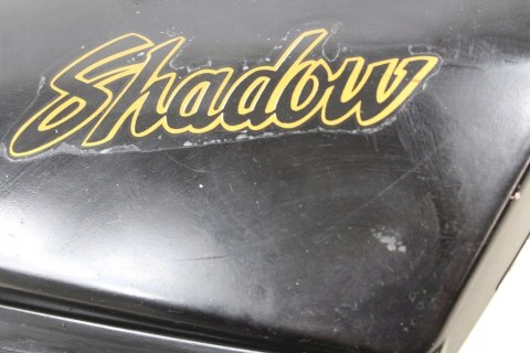 HONDA VT750 SHADOW RC14 OWIEWKA POD SIEDZENIE PRAW