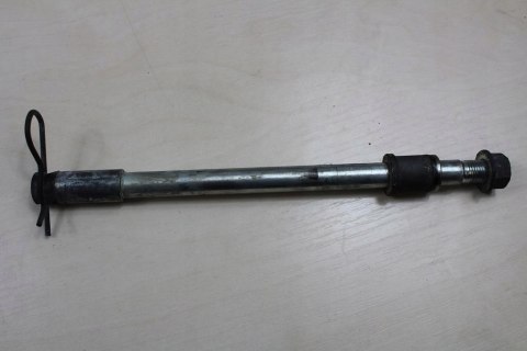 KAWASAKI EN500 VULCAN OŚKA KOŁA FELGI PRZÓD