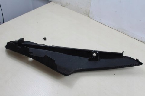 SUZUKI DL650 V-STROM OWIEWKA ZADUPEK OGON PRAWY