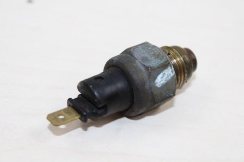 HONDA VT700 SHADOW RC19 CZUJNIK TEMPERATURY