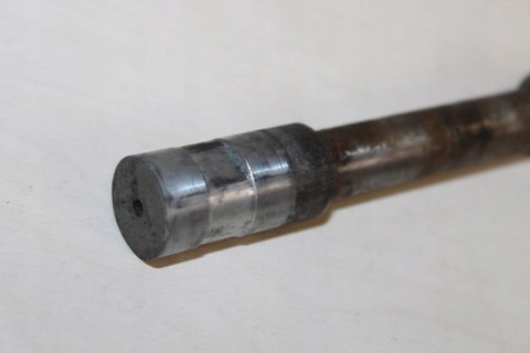 HONDA VT700 SHADOW RC19 OŚKA KOŁA FELGI PRZÓD