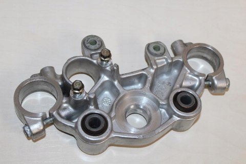 HONDA VT700 SHADOW RC19 PÓŁKA GÓRNA