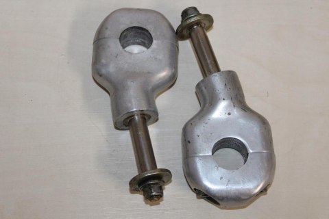 HONDA VT700 SHADOW RC19 RISERY KIEROWNICY ZAŚLEPKI