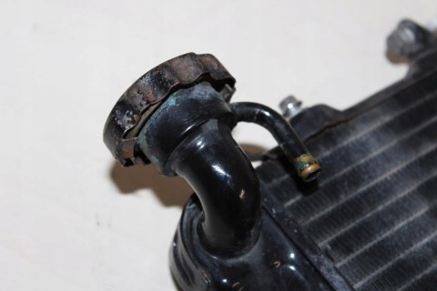 HONDA VF750 MAGNA RC07 CHŁODNICA WODY