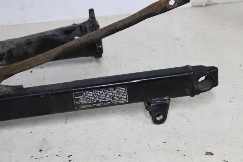 HONDA VT700 SHADOW RC19 WAHACZ TYLNY TYŁ