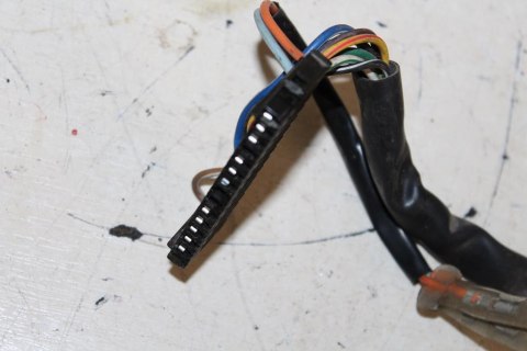 HONDA VT700 SHADOW RC19 PRZEŁĄCZNIK PRAWY