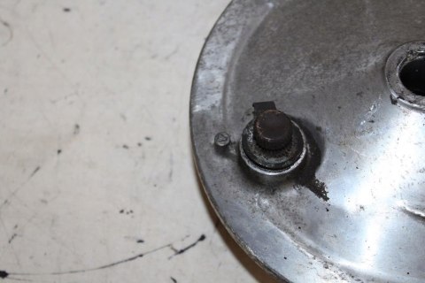 HONDA VT700 SHADOW RC19 SZCZĘKI BĘBEN HAMULCOWY