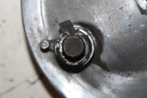 HONDA VT700 SHADOW RC19 SZCZĘKI BĘBEN HAMULCOWY