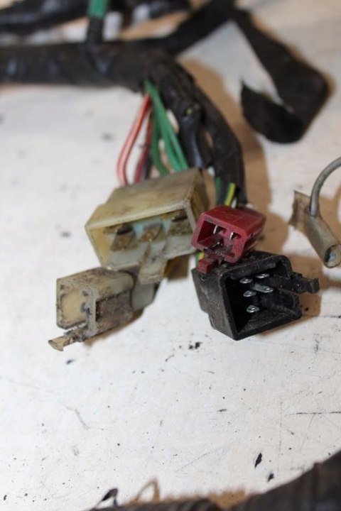 HONDA VT700 SHADOW RC19 WIĄZKA ELEKTRYCZNA