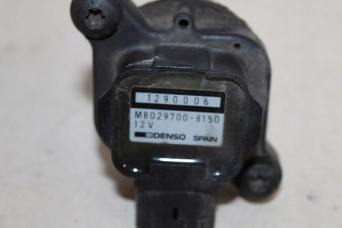 TRIUMPH 955i SPRINT CEWKA ZAPŁONOWA CEWKOFAJKA