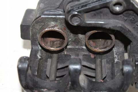 HONDA GL1200 GOLD WING ZACISK HAMULCOWY PRZÓD PRAW