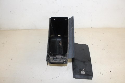 BMW K75 SCHOWEK PRAWY CZASZY + POKRYWA + KLUCZYK