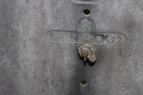BMW K75 UCHWYT TABLICY CHŁAPACZ TYŁ 46621450472