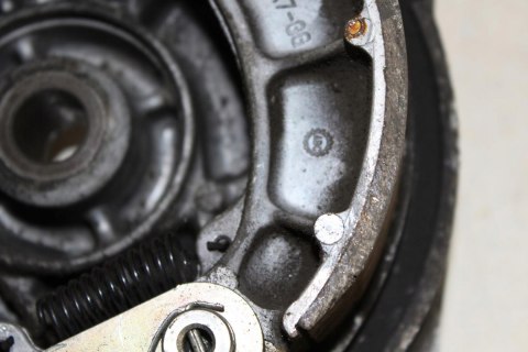 HONDA VF700 MAGNA BĘBEN + SZCZĘKI